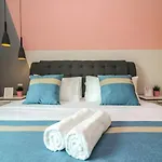Suasana Suite By Rr Jbcity